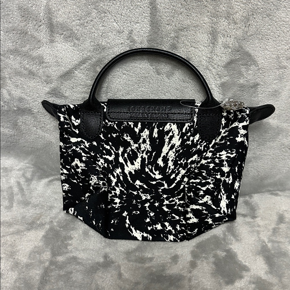 Longchamp Le Pliage Cosmetics Case - Picture 3 of 5